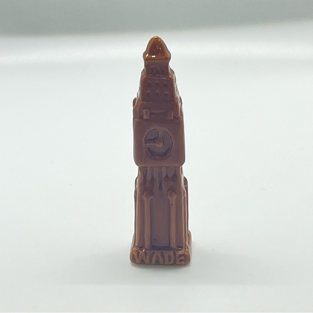 Wade Whimsies Red Rose Tea World Monuments Series Big Ben London Clock Figurine